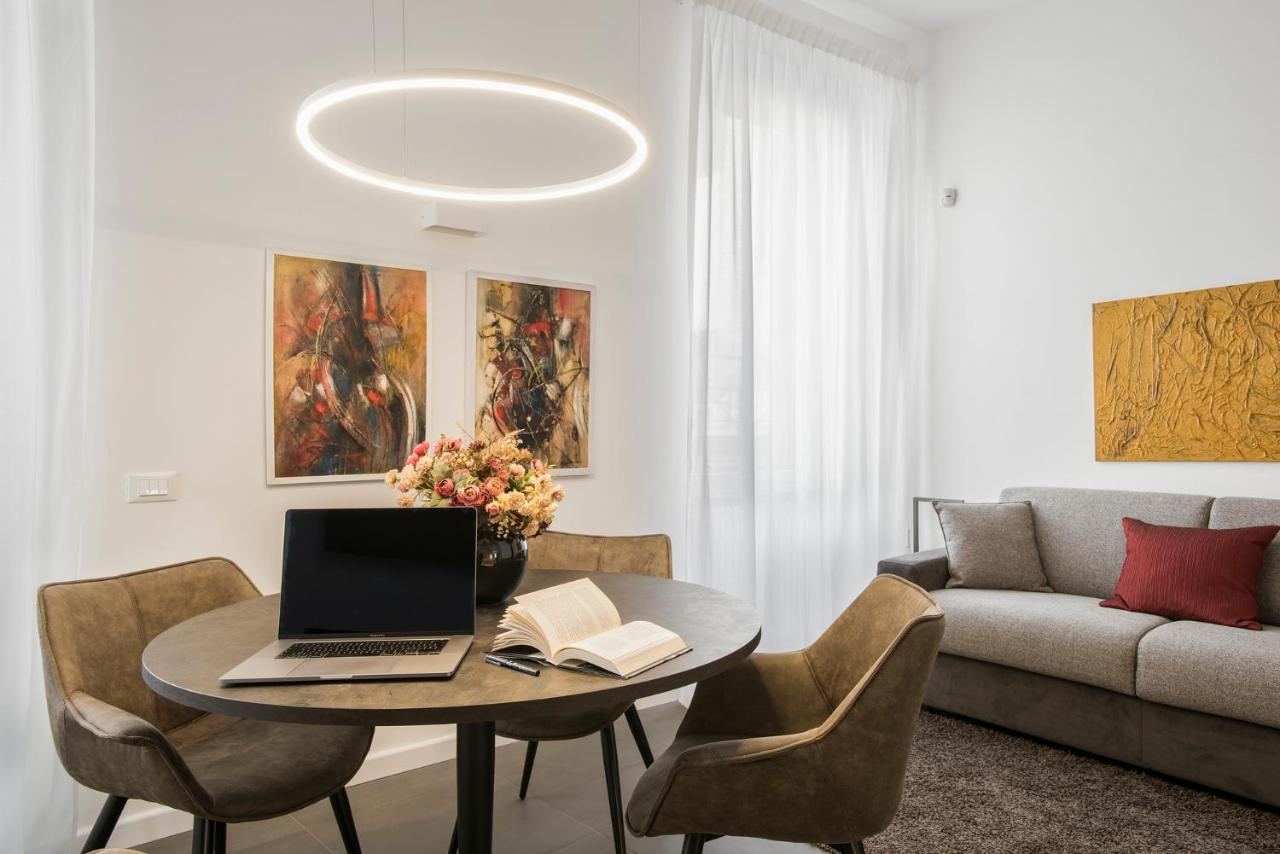 Residenza Fontanella Barberini By Spanish Steps ローマ エクステリア 写真