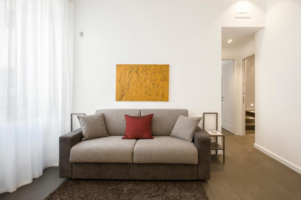 Residenza Fontanella Barberini By Spanish Steps ローマ エクステリア 写真